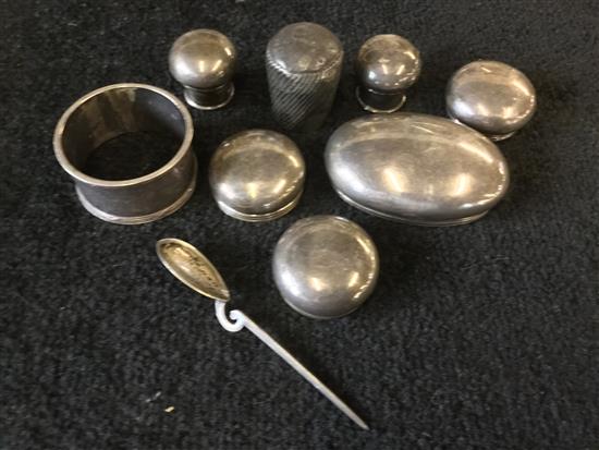 Silver napkin ring and other silver tops(-)